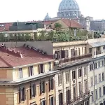 Near The Vatican דירה